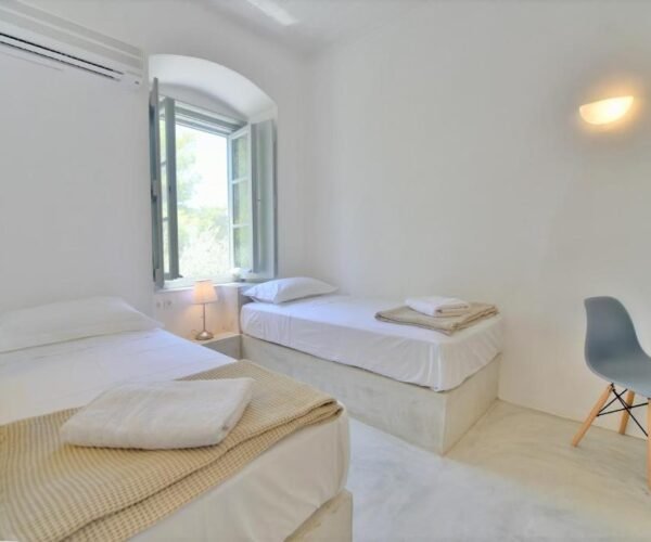 Grand Apartment8